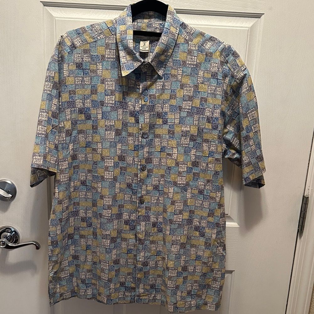 Tori Richard Blue and Yellow Geometric Button Down Shirt